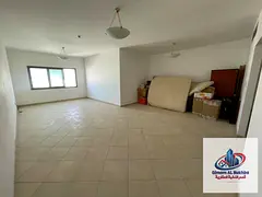 Largest 3-bedroom apartment for rent in Al Naba'a, with central air conditioning and gas, balcon
