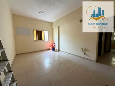1 BHK Flat With Balcony And Central Gas Family Building Near to Rolla Mall 25,000 Available