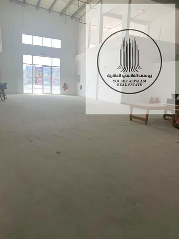 معرض للايجار في الجرف الصناعيه3مساحه 4400قدم كهرباء50 كيلو