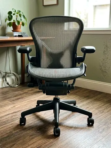 Hermanmiller aeron chair