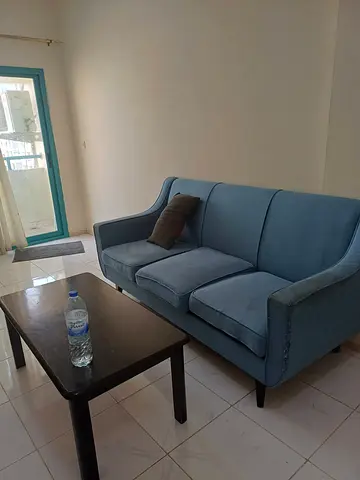 Moving out sell for household items