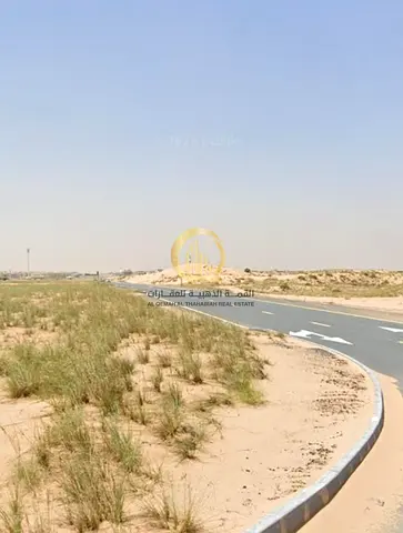 للبيع ارض تجاريه بالشارقة  في روضة القرط الرويضات مساحه 6595 قدم شارع 24 ارضي + طابقين