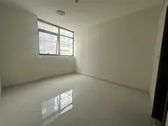 1BR apartment | Second tenant | Master bedroom | 2 bathrooms | Kitchen | Free parking | 15 days free
