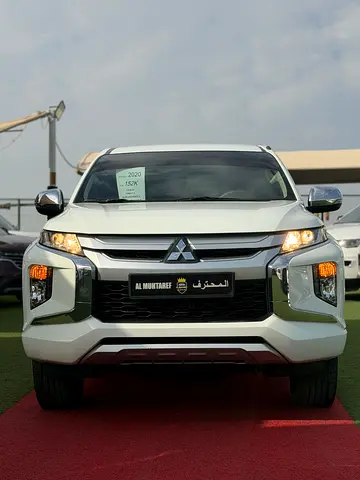 -Mitsubishi L200 Double Cab GL 2020 - GCC Specs - Excellent Condition