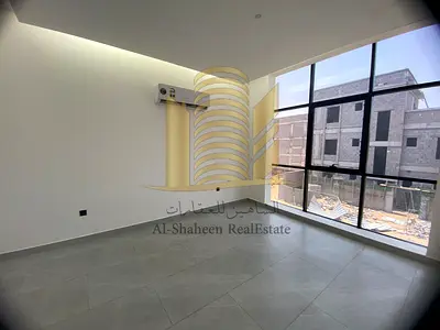 🔔Villa for sale in Ajman🔔 Al Zahiyah area, near Mohammed Bin Zayed Road. First occupancy. 🔥 Super deluxe finishing. 🏮Decorations. 4 master bedroom