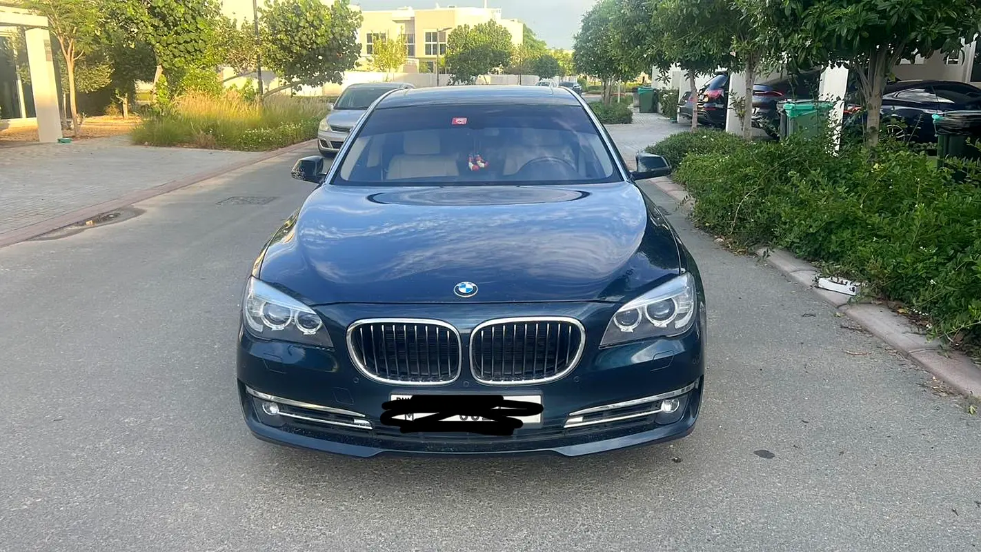 BMW 7-Series 2013 — photo 1 of 7