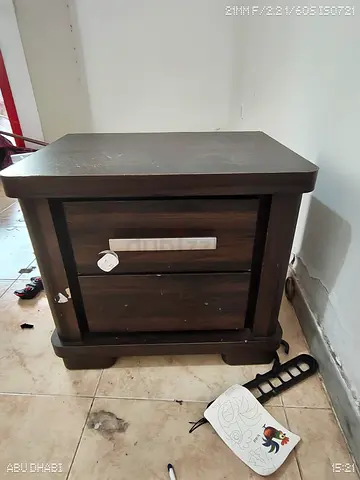 Bed side table