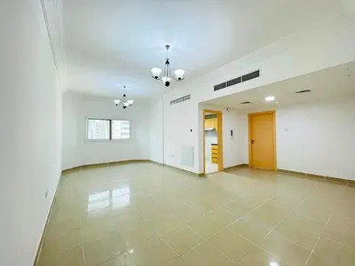 Luxury 1bhk with 2WashRoom 1master bedroom 15 days free rent 40k 6heque payment Near by Sahara mall near by al nahda park
