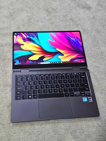 Galaxy Book 3 (13) 13th GEN OLED Touch Samsung Laptop like Lenovo Yoga Hp Spectre 13 x1 Pro envy 9 7