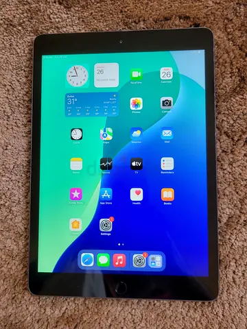ipad 7th generation 32GB 
Delivery available