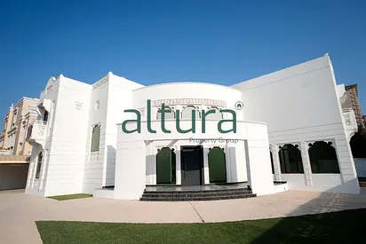 Luxury Villa | 7 Bedrooms | Spacious Layout