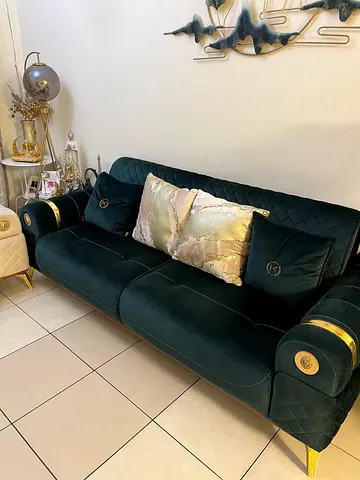 Versace design, Dark green velvet 3-seater sofa with gold accents - excellent condition, sofacum bed