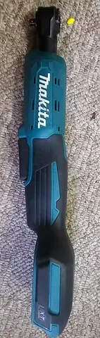 Makita 12V Cordless Right Angle Ratchet - Good Working Condition