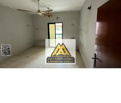 شقة 3 غرف في النخيل 1 عجمان، مساحة واسعة، غرفة ماستر، 3 حمامات، 2 بلكونة، قرب الكورنيش وسوق الذهب. 45,000 سنويًا، 6 دفعات، مناسبة للعائلات.