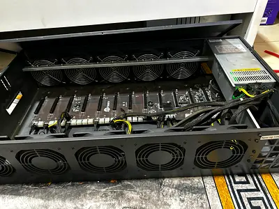 Lian Li Riserless 12-GPU Mining Rig Case - 2500W PSU - B250 Motherboard