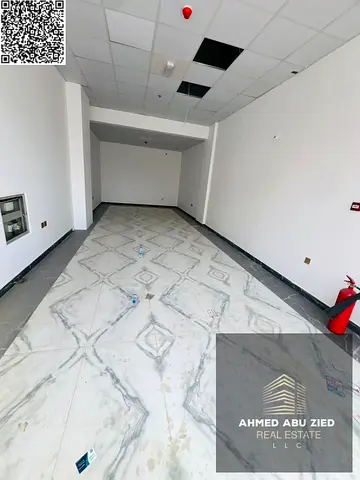 محل للإيجار في المويهات 2 على الطريق الرئيسي مساحة 400 قدم مع شهر مجاني مناسب لجميع الأنشطة عدا المطاعم موقع مميز بسعر 55 ألف