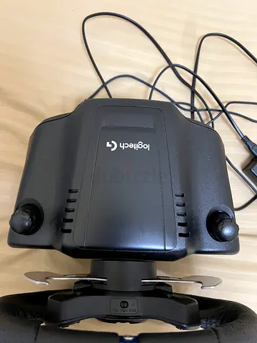 Logitech g29 Driving Force Racing Wheel for ps4 ps5 ps3 and pc used only 3 times