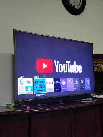 Samsung 4K SUHD 55-inch Smart LED TV - Good Working Condition