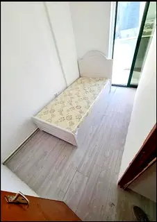 Partison room available in DIFC Dubai Financial Centre metro 1 SZR