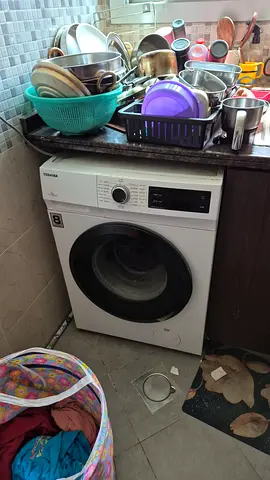Front-load washing machine in good working condition