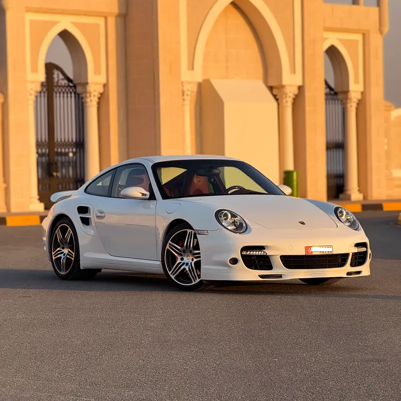 Porsche 911 2009 — photo 1 of 20