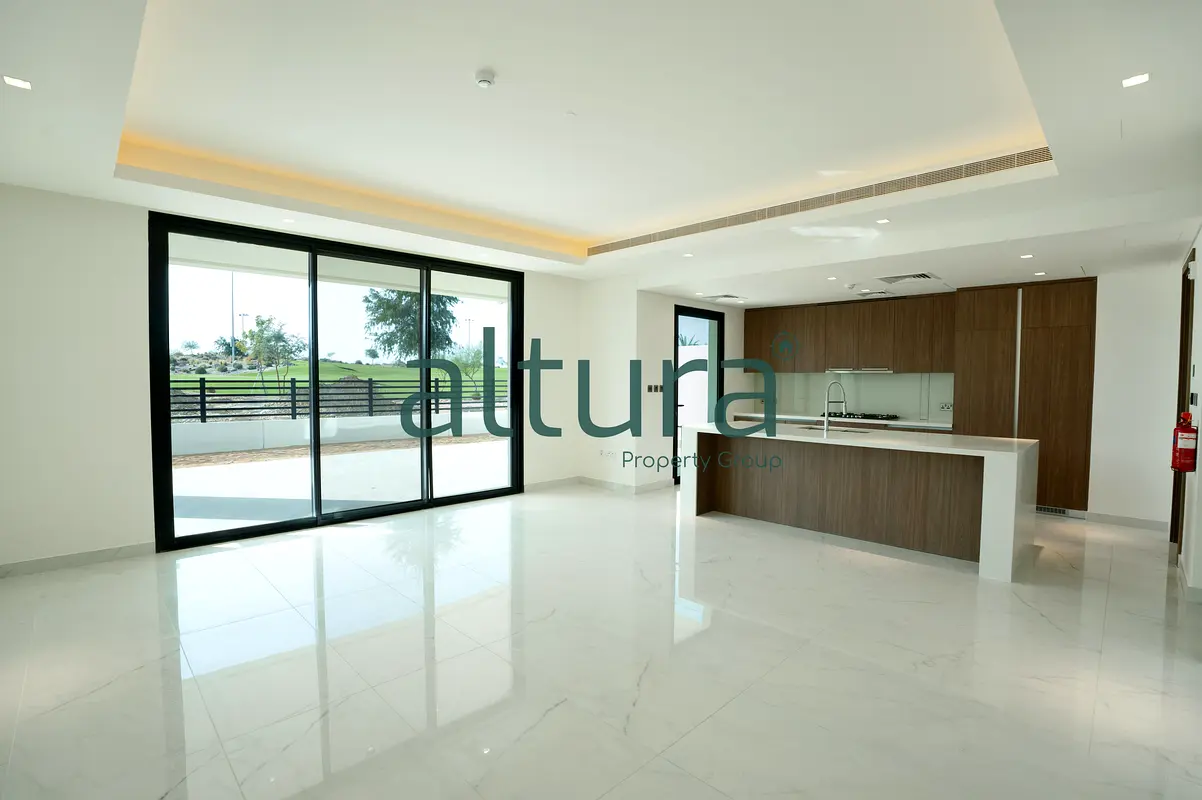 Front Row Golf Course | Corner Unit | Type 4F
