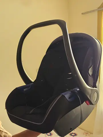 Baby Car seat/carrier