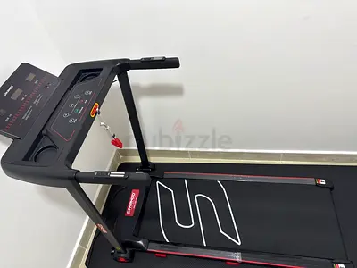 Compact folding treadmill - good working condition