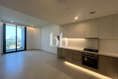 Golf Course Views | Brand New | Modern Apartment