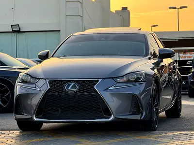 2019 Lexus IS-SERIES — фото 3