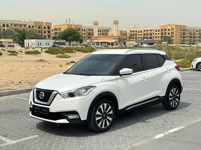 GCC Space No accident Original kilometers Family Used