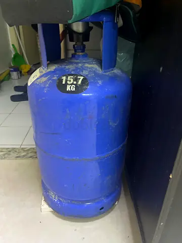 Blue 15.7 kg Gas Cylinder - Good Condition
