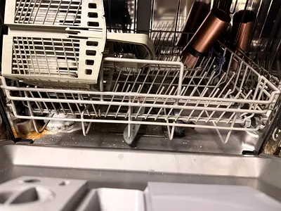 Dishwasher in Good Working Condition