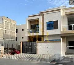 Freehold villas for all nationalities, including registration and ownership fees. Excellent location