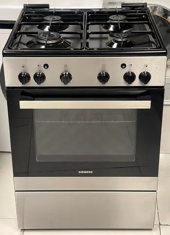 Siemens gas cooker for sell 60by60cm good working