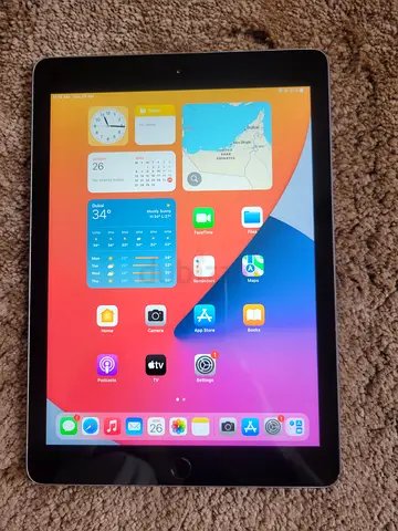 ipad 5th generation  32GB ( fixed price)
delivery  available