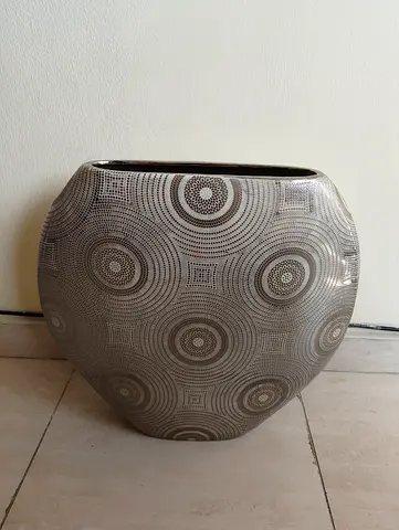 vase