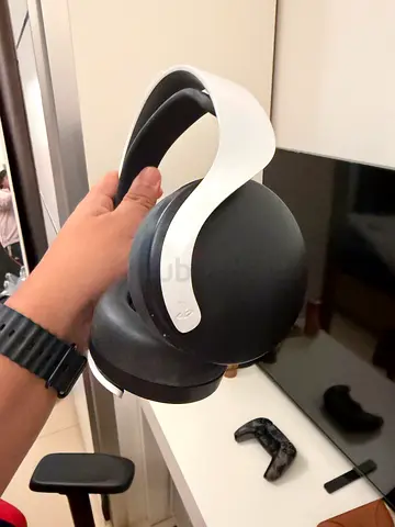 PlayStation 5 Pulse 3D Wiresless Headset - barely used, extremely good condition