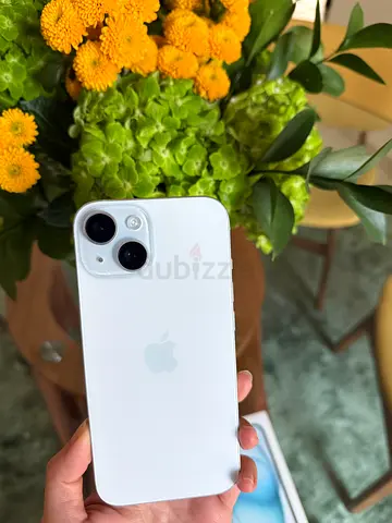 White iPhone 15 256GB (Good condition)