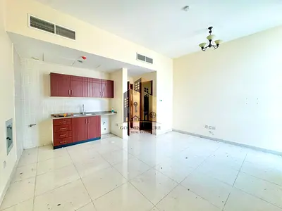 Big size Studio-New muwelah-Front of park - Only Family _Call now