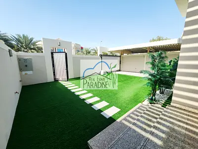 available brand new single storey semi independent 3 Bedrooms villa /modern finish with Maid Room/laundry room /5 parking space / for rent in mirdif