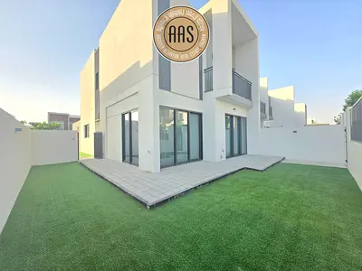 LUXURY LIVING 4BR+MAID VILLA FOR RENT 190K