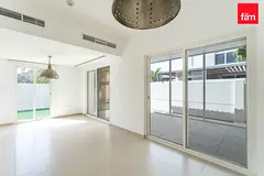 Corner Huge Plot Upgraded 4 Beds With Maid