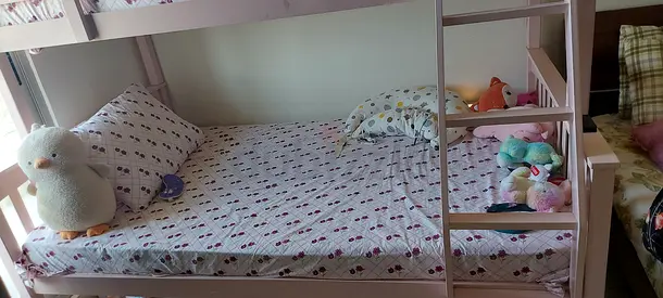Bunk bed for urgent sale
