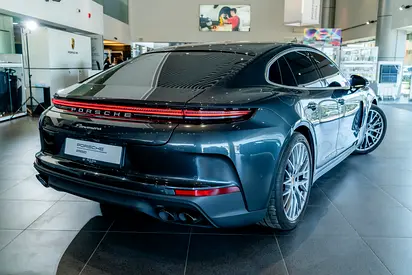 صورة 2 لـ 2025 Porsche PANAMERA
