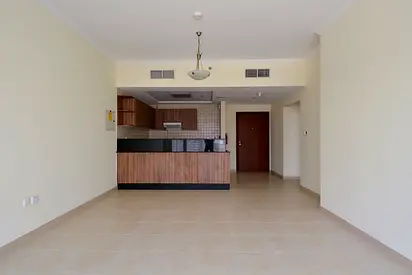 Ready to Move | High Floor | Unfurnished