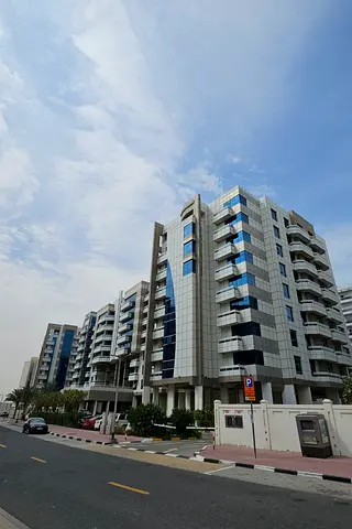 Vacant apartment for rent in Axis Residence 2