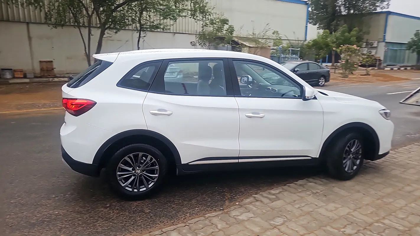 MG ZS 2026 — photo 1 of 18