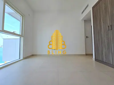 Tremendous 1BHK With Balcony & All Amenities