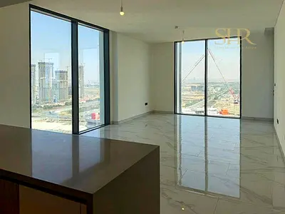 High Floor | Waterfront I Ras Al Khor view | Maids room